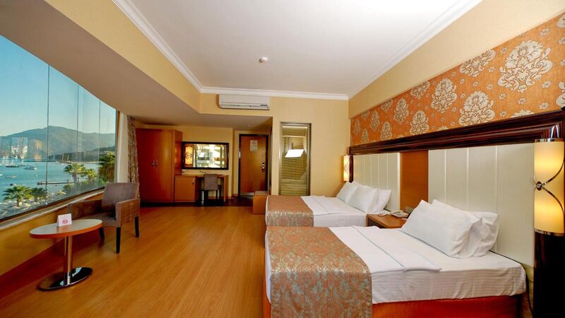 GOLDEN ROCK HOTEL