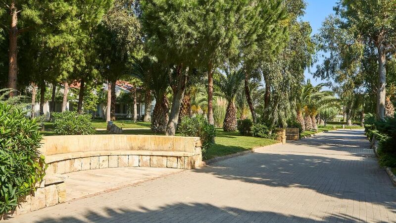 MARK WARNER PHOKAİA BEACH RESORT