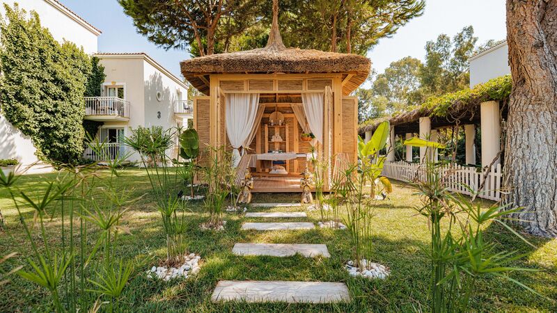 MARK WARNER PHOKAİA BEACH RESORT