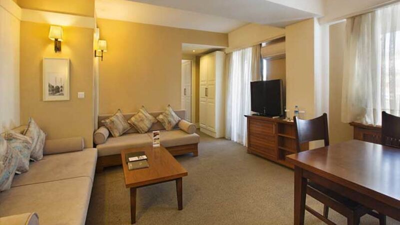 DEDEMAN PALANDÖKEN SKİ LODGE
