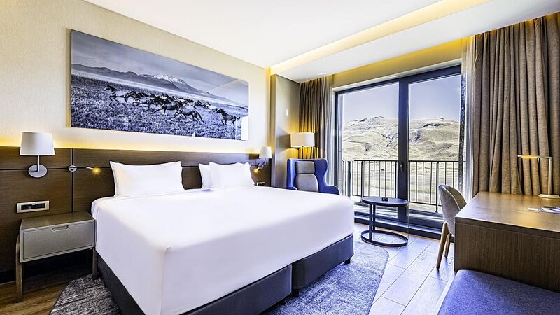 RADİSSON BLU HOTEL MOUNT ERCİYES LAKE SİDE