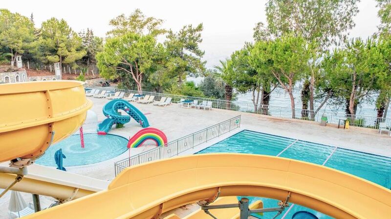 LADONYA HOTELS ADAKULE