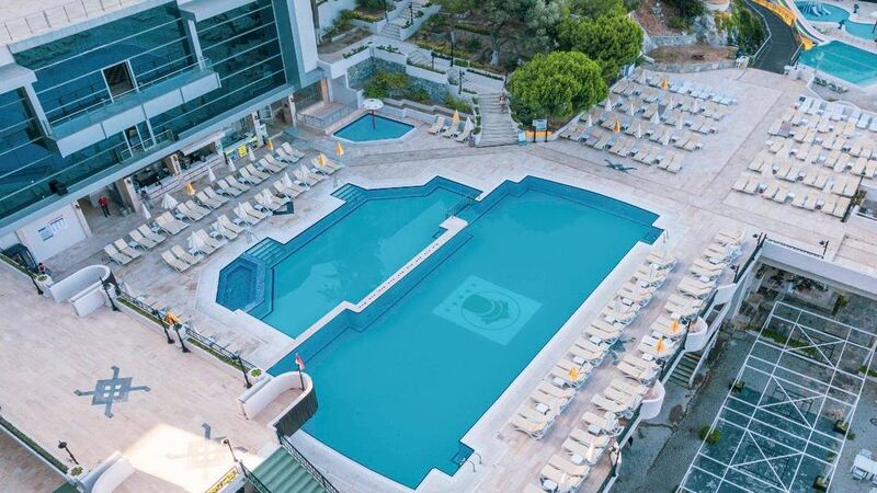 LADONYA HOTELS ADAKULE