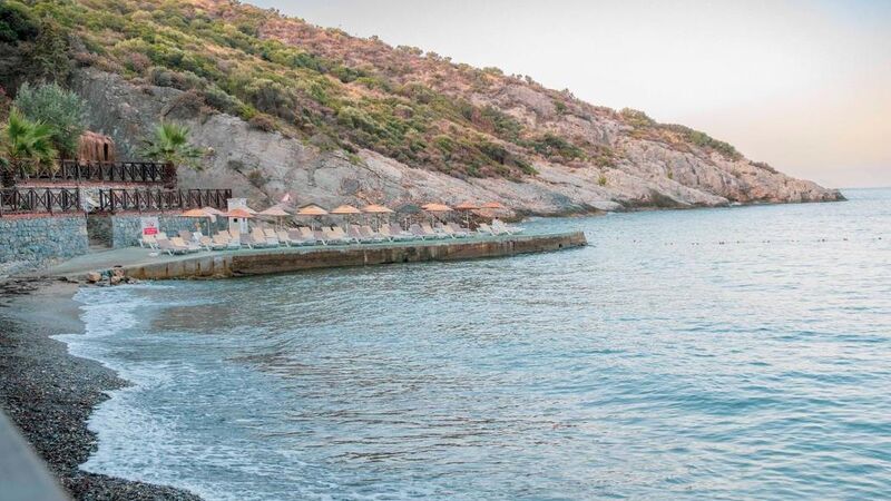 LADONYA HOTELS ADAKULE