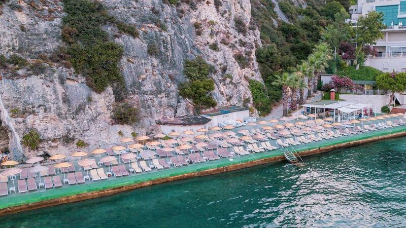 LADONYA HOTELS ADAKULE
