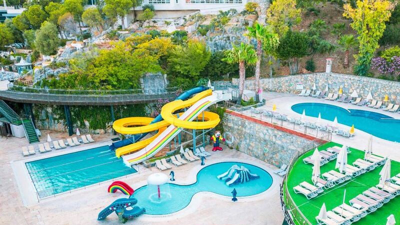 LADONYA HOTELS ADAKULE