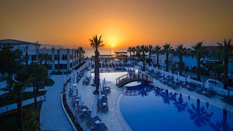 PALM WINGS BEACH RESORT & SPA