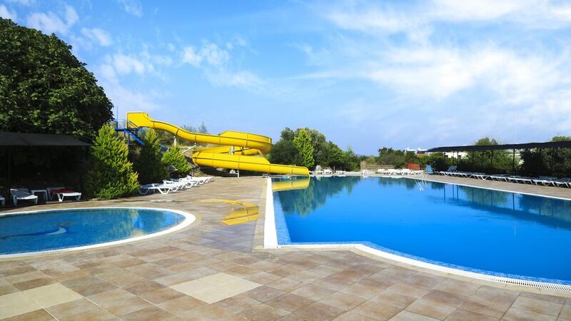 AKAY GARDEN FAMILY CLUB