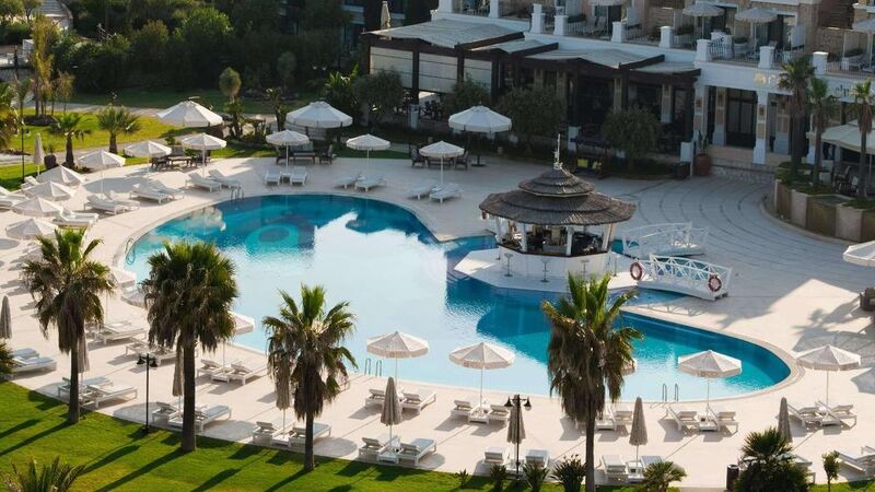 COCOS THE CLUB SOLTO