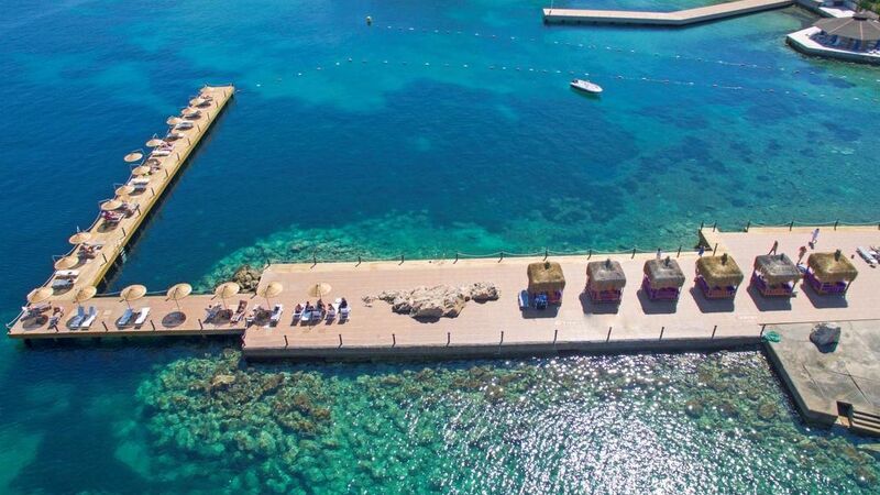 LE BLEU HOTEL RESORT