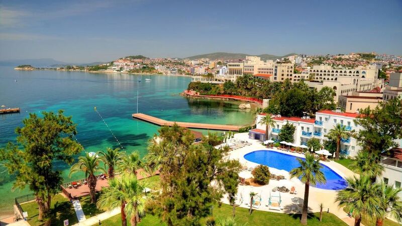 LE BLEU HOTEL RESORT