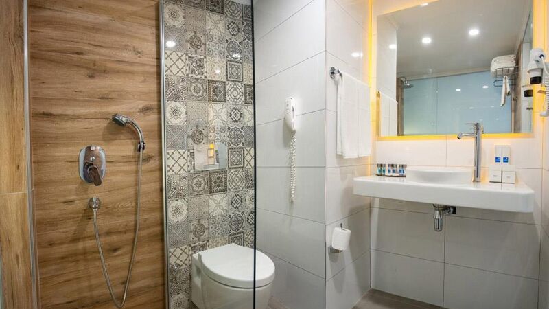 LE BLEU HOTEL RESORT